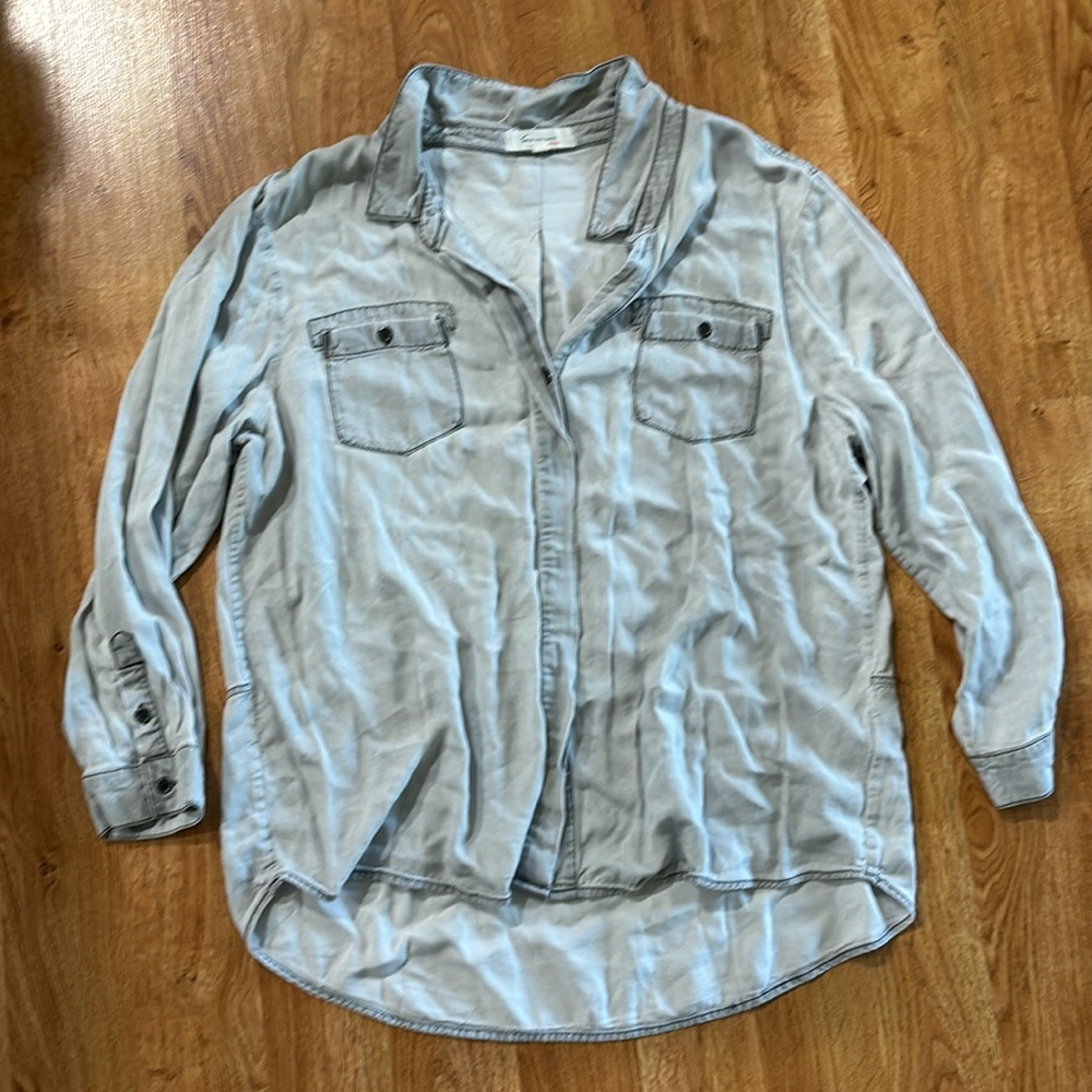 Vince Camuto Button down